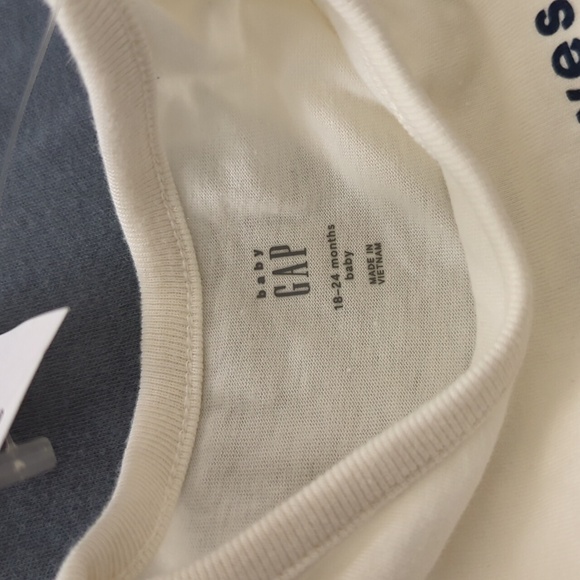 Baby girl bundle - Picture 5 of 5